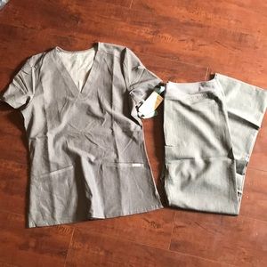 Figs scrubs set